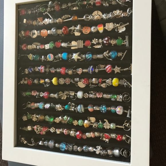 Willabee and Ward 12 Month bracelet set - Picture 2 of 3